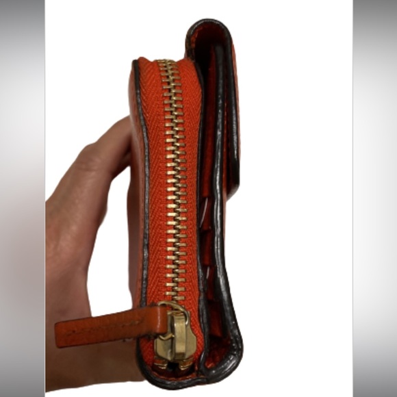 Gucci Orange Leather Zipper Wallet Gold Interlocking GG - Picture 11 of 16